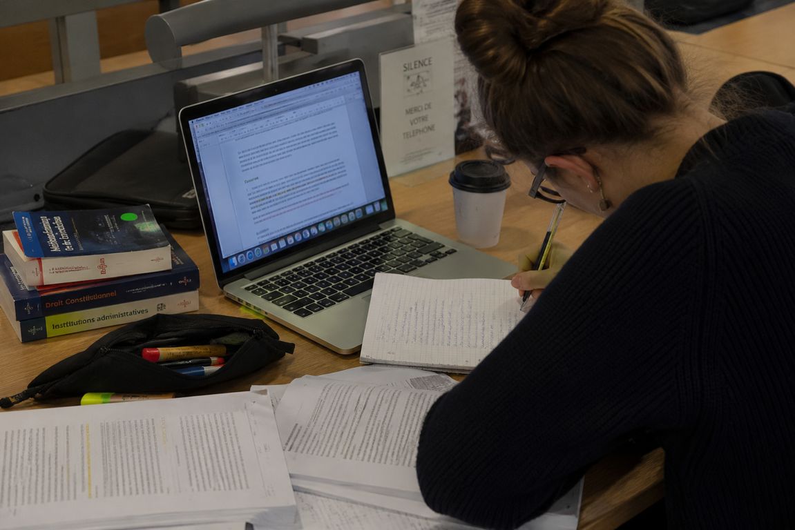Modèle de Présentation de Thèse de Doctorat